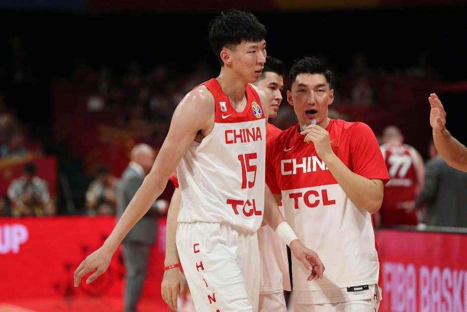 16, 那不勒斯防线失误葬送好局  